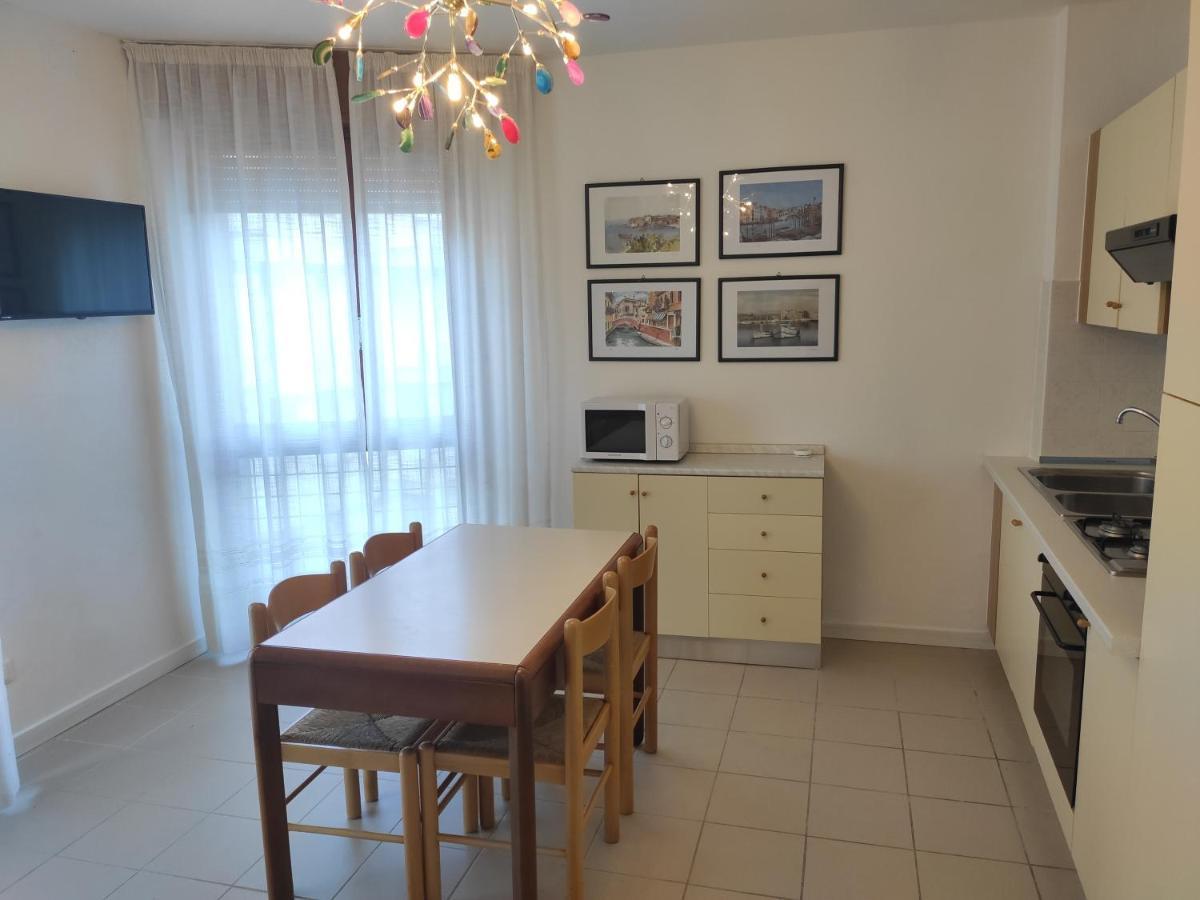 Appartamenti Lungomare Sabbiadoro Lignano Sabbiadoro Extérieur photo